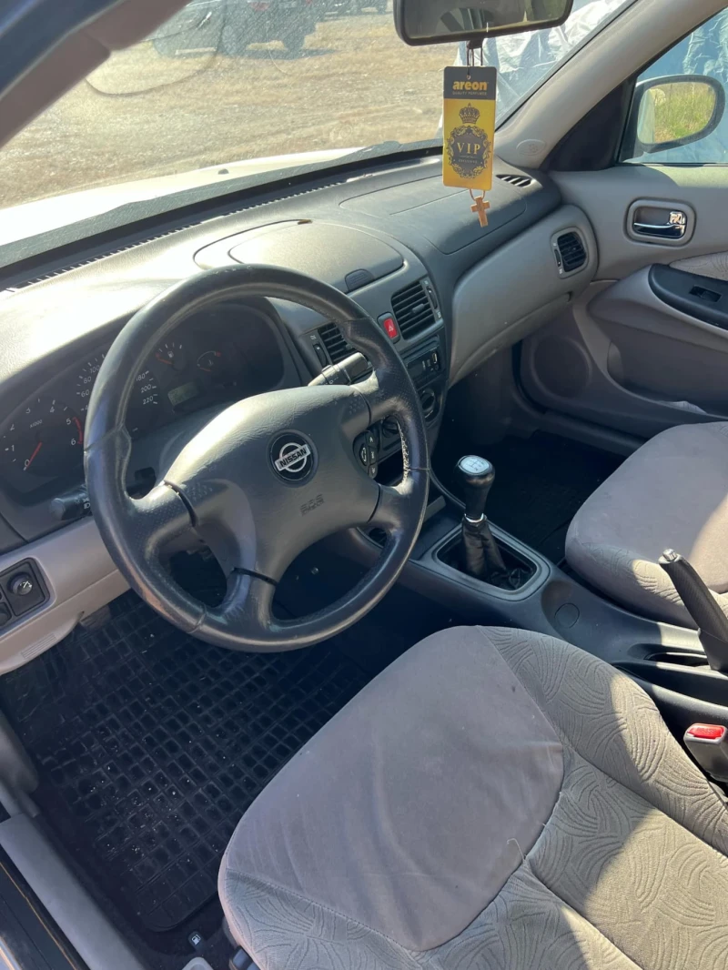 Nissan Almera, снимка 6 - Автомобили и джипове - 47634062