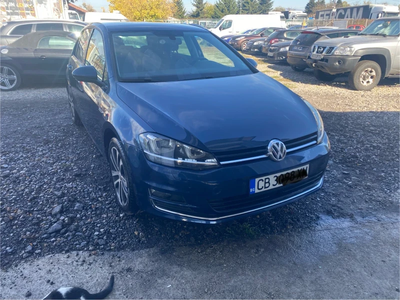 VW Golf, снимка 1 - Автомобили и джипове - 47736111