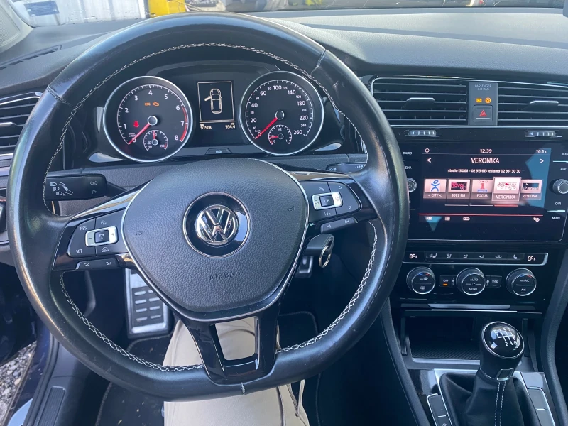 VW Golf, снимка 5 - Автомобили и джипове - 47736111