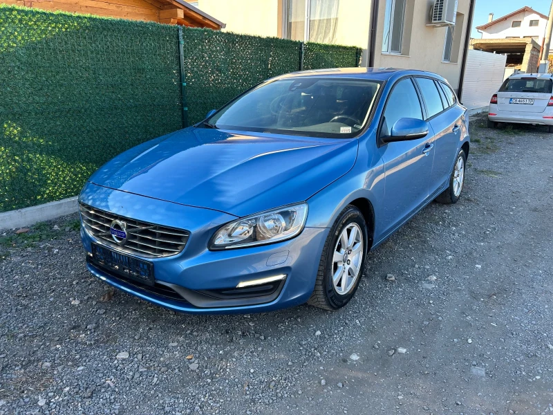 Volvo V60 1.6 D2, снимка 1 - Автомобили и джипове - 47895691