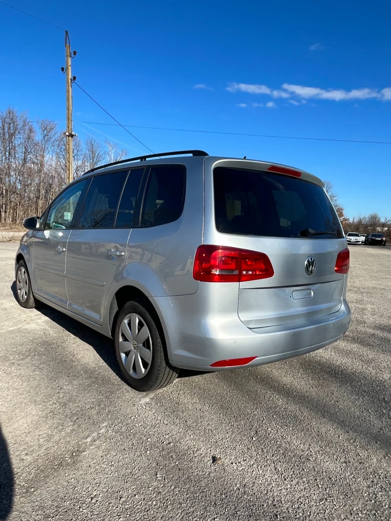 VW Touran, снимка 6 - Автомобили и джипове - 48644690