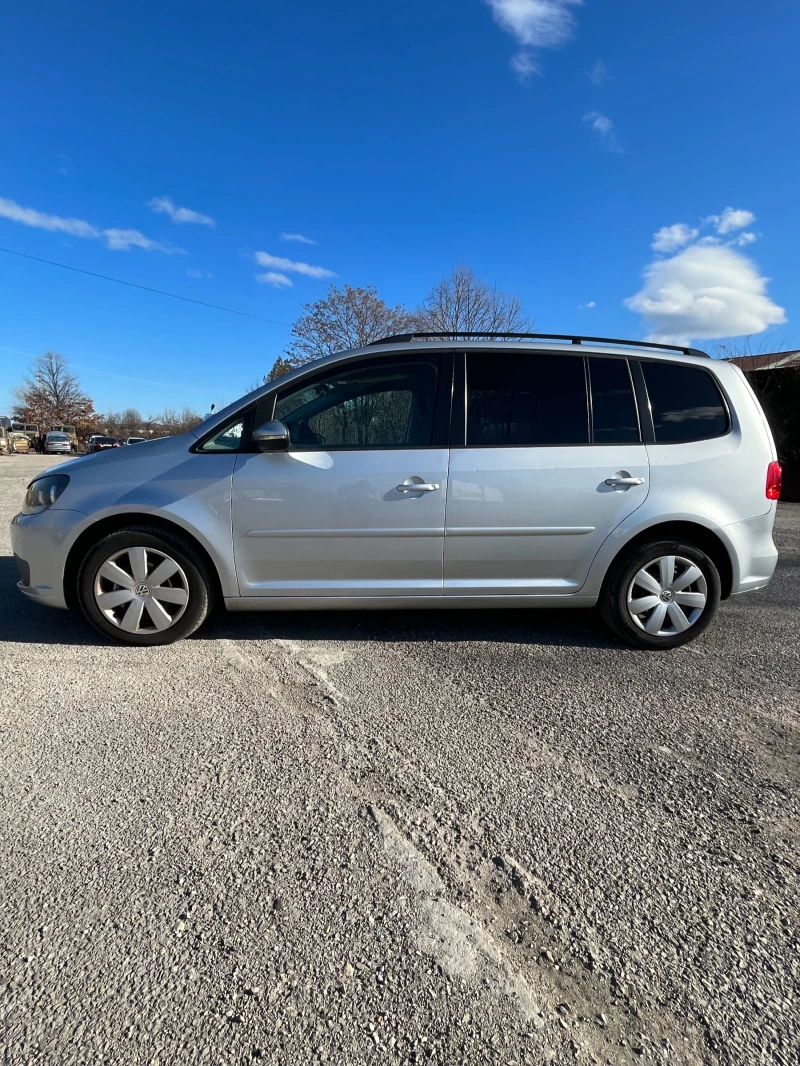 VW Touran, снимка 7 - Автомобили и джипове - 48644690