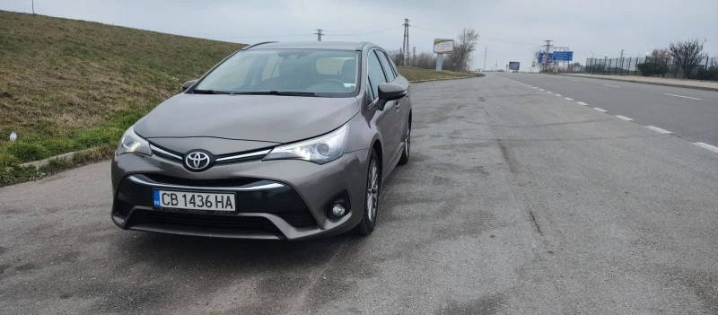 Toyota Avensis 2.0 D4D, снимка 2 - Автомобили и джипове - 49402707