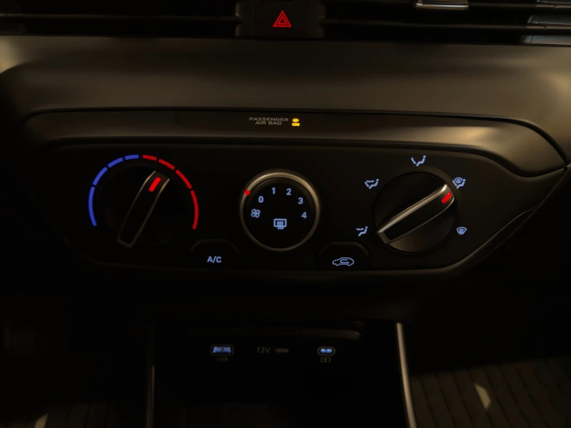 Hyundai I20 COMFORT, снимка 13 - Автомобили и джипове - 52237287