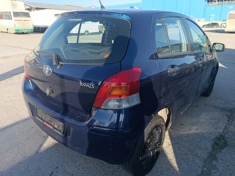 Toyota Yaris 1, 0 бензин, ЛИЗИНГ , снимка 4 - Автомобили и джипове - 53172298