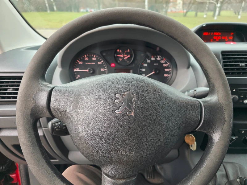 Peugeot Expert 1.6 HDi, снимка 11 - Автомобили и джипове - 53206316