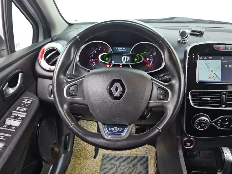 Renault Clio  Iconic 9, 189.20   Крайна цена до България Базова, снимка 13 - Автомобили и джипове - 55652352