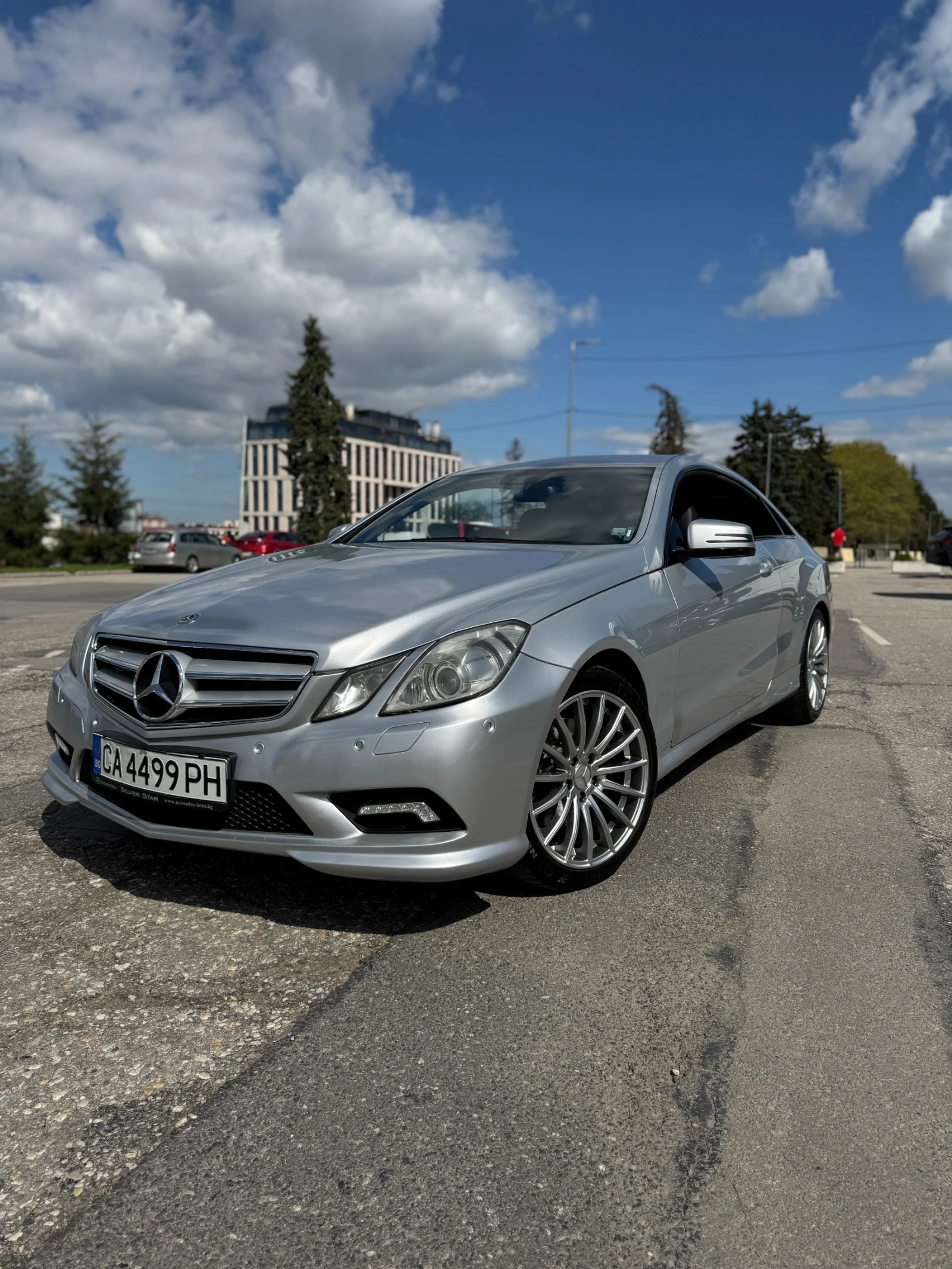 Mercedes-Benz E 250 AMG Line - изображение 9