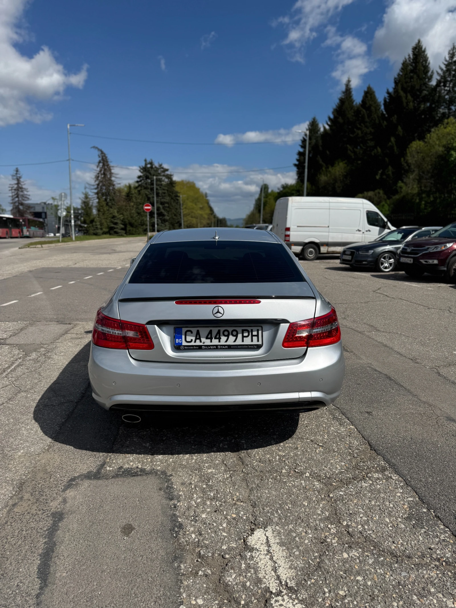 Mercedes-Benz E 250 AMG Line - изображение 6