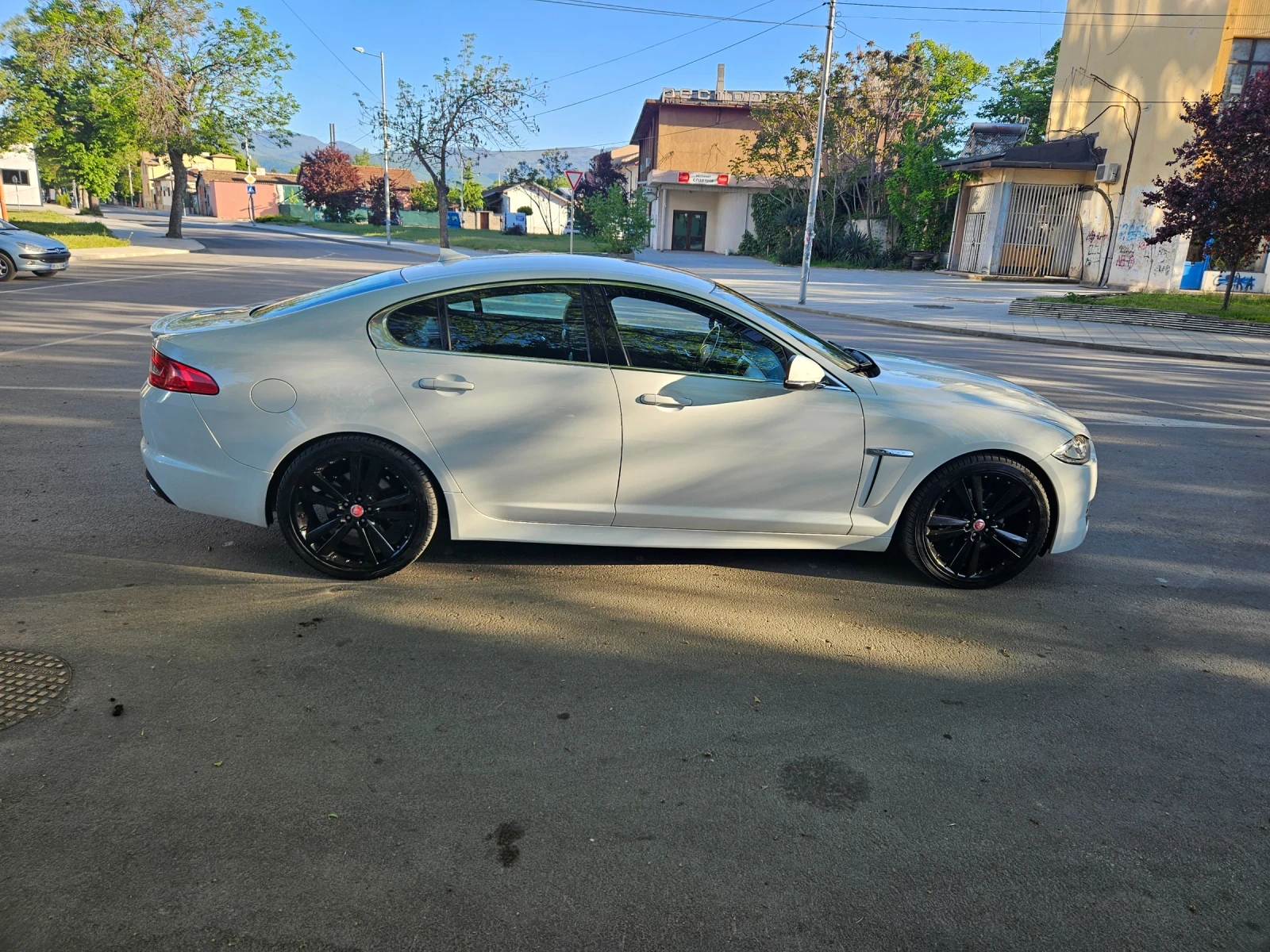 Jaguar Xf  - изображение 6