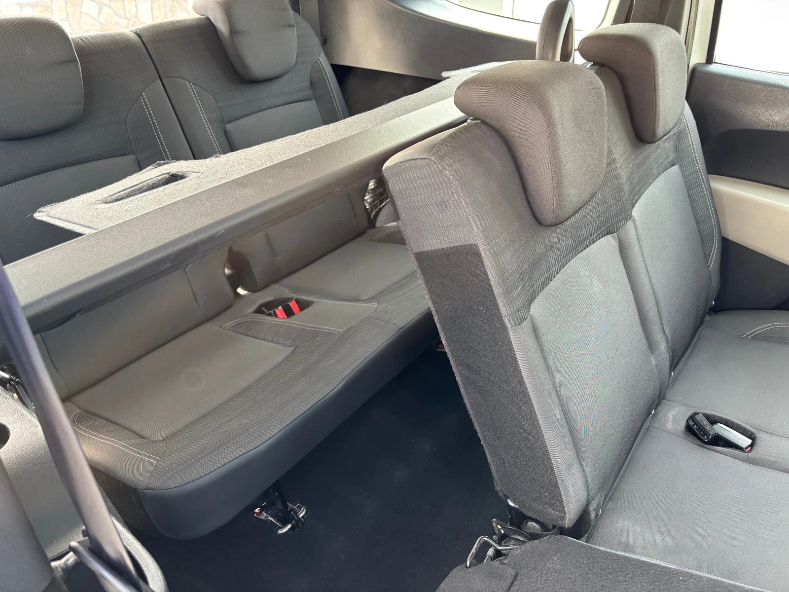 Dacia Lodgy 1.5 dci (6+ 1) | Mobile.bg — изображение 8