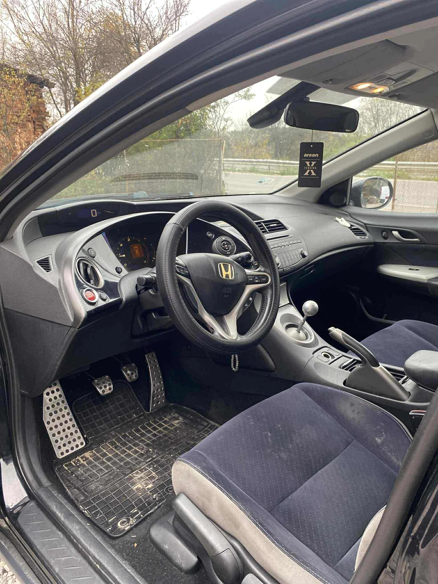 Honda Civic 2.2CDTI - изображение 6