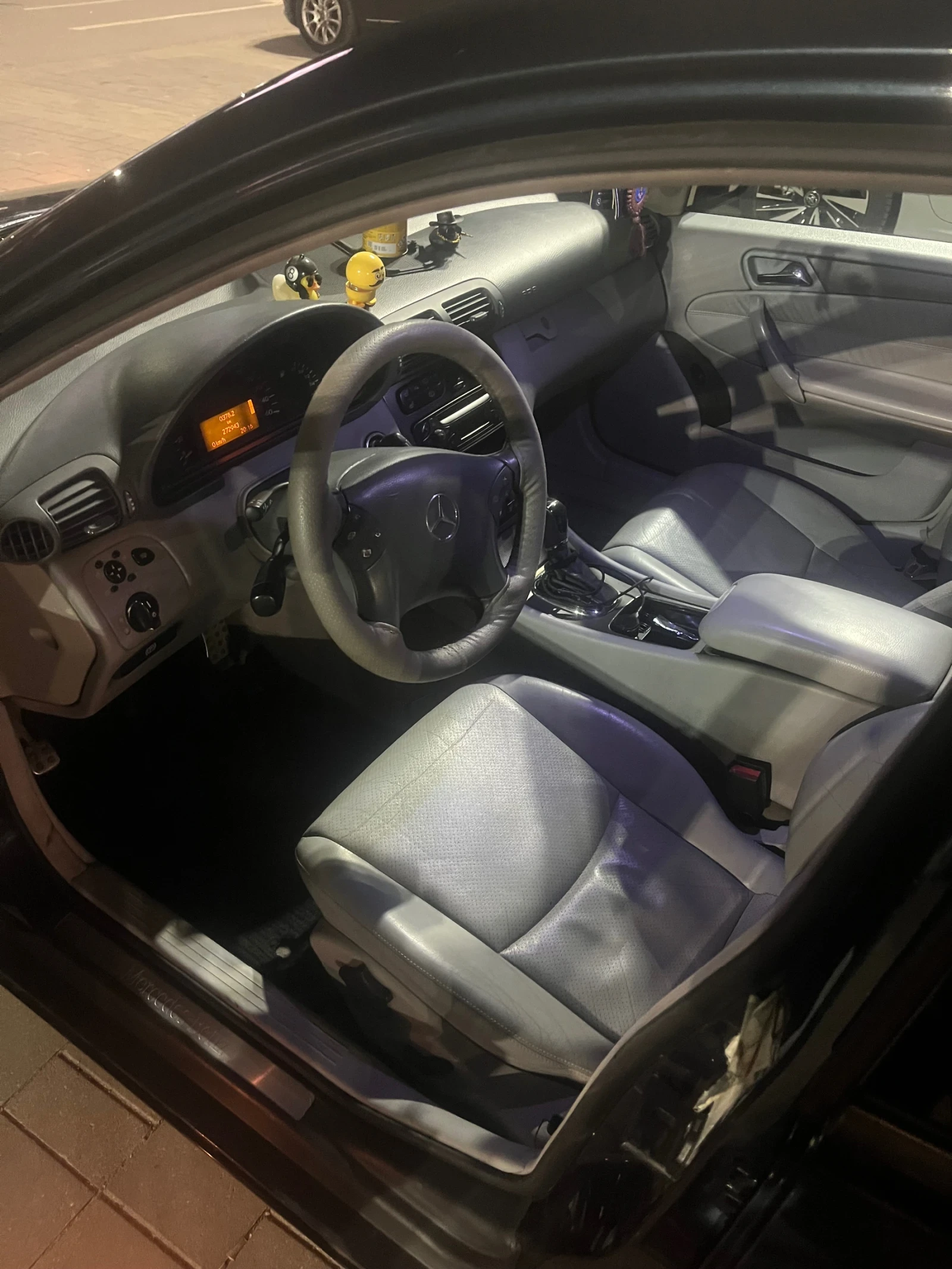 Mercedes-Benz C 270 S203, снимка 9 - Автомобили и джипове - 53867810