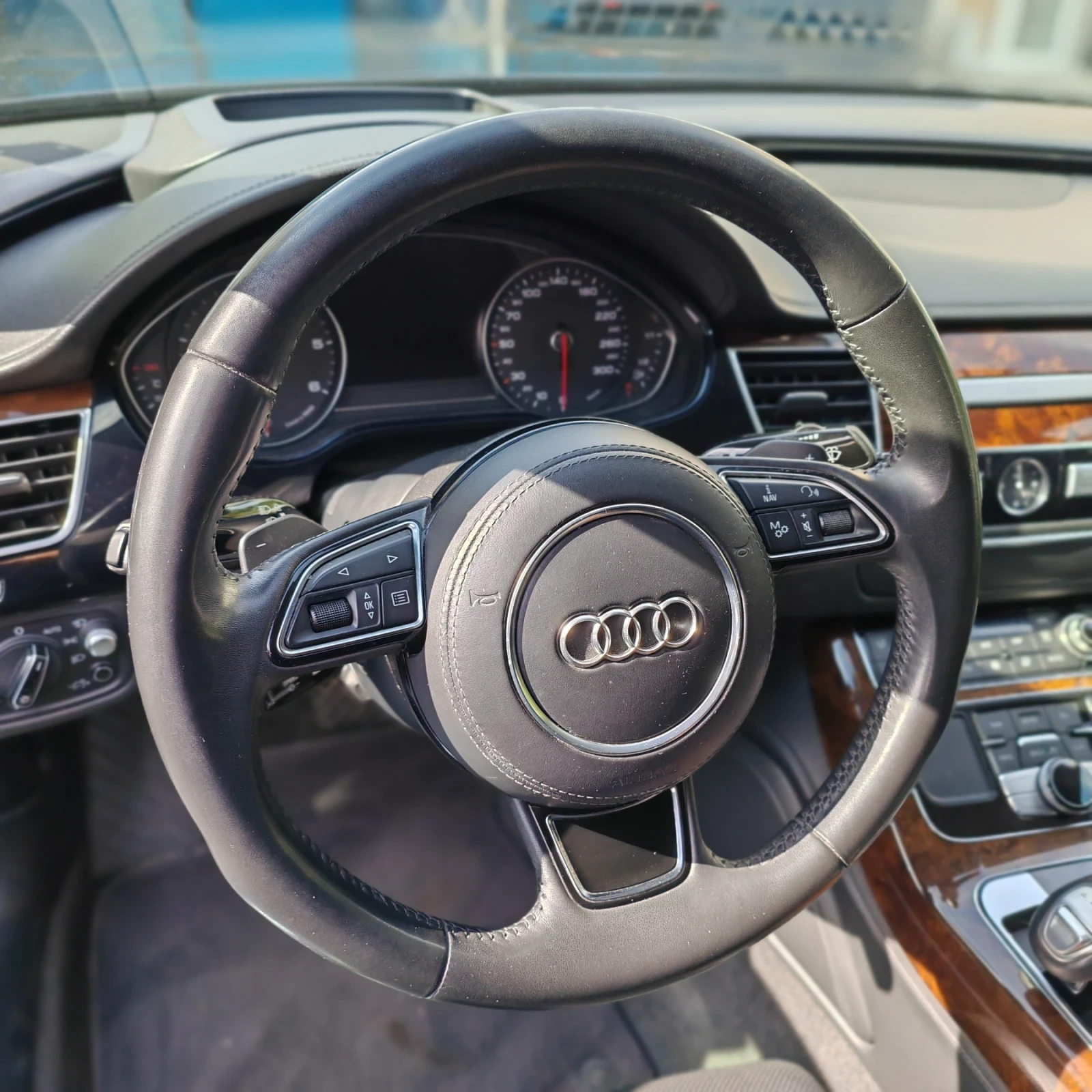 Audi A8, снимка 8 - Автомобили и джипове - 54514066