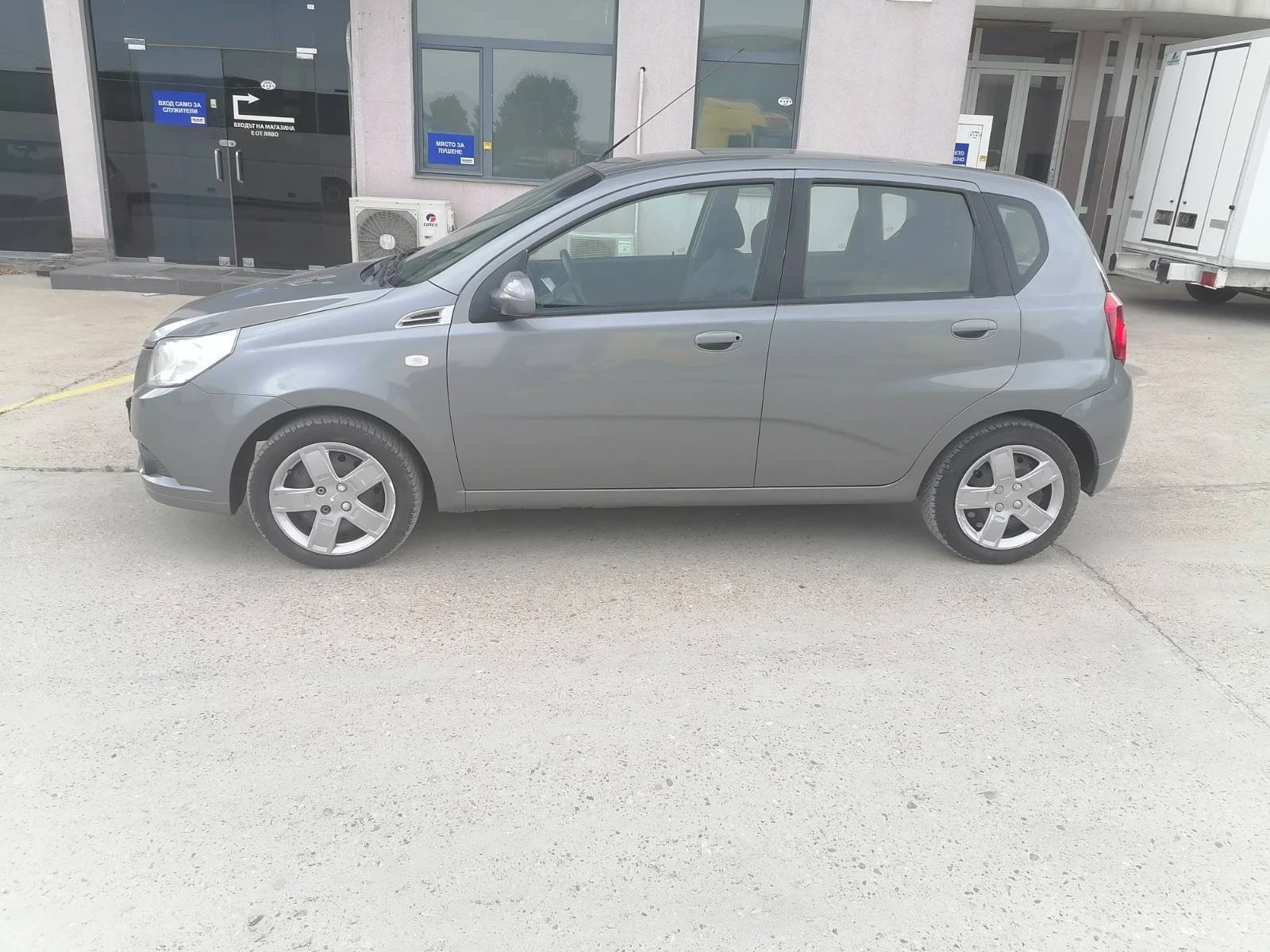 Chevrolet Aveo Газ, снимка 4 - Автомобили и джипове - 55076687
