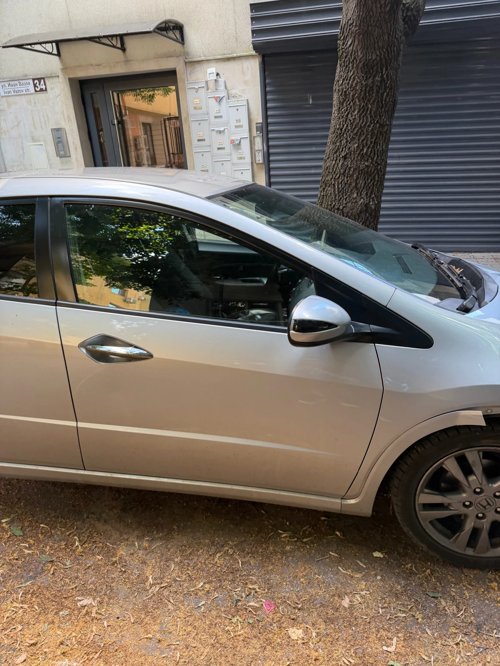Honda Civic 8ма генерация фейс лифт 1.8, снимка 4 - Автомобили и джипове - 55178180