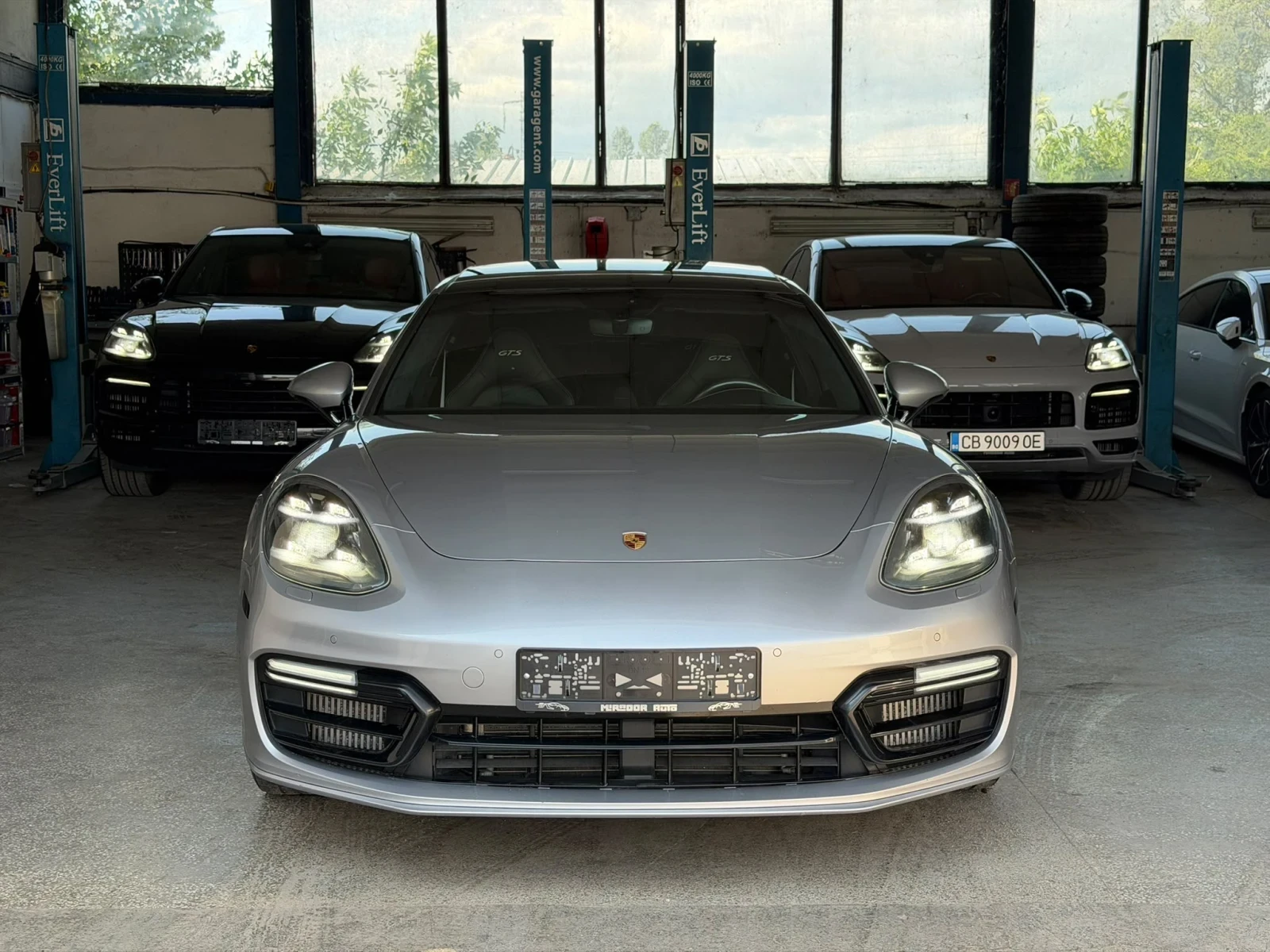 Porsche Panamera 4.0 GTS, снимка 16 - Автомобили и джипове - 55387990