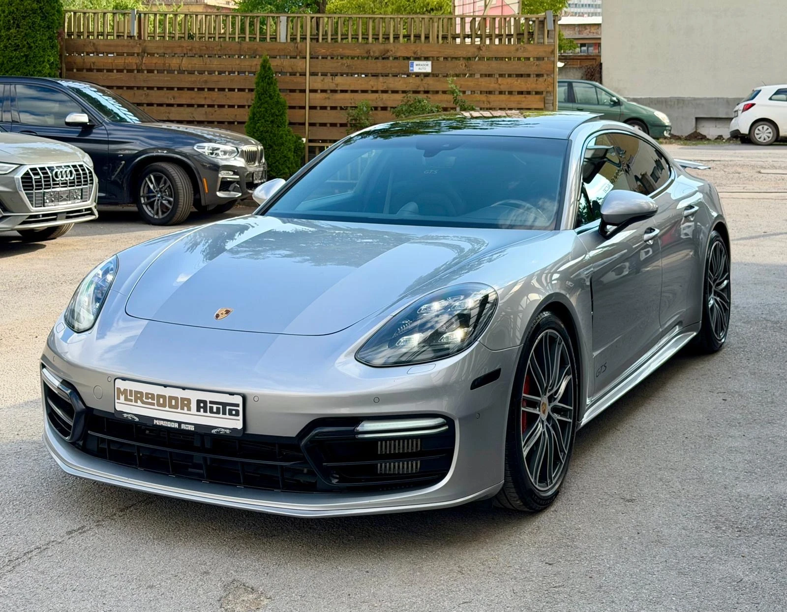 Porsche Panamera 4.0 GTS, снимка 2 - Автомобили и джипове - 55387990