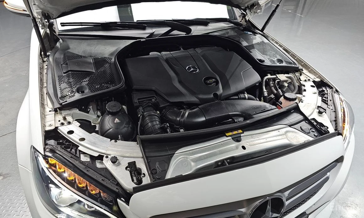 Mercedes-Benz C 220, снимка 6 - Автомобили и джипове - 55402278