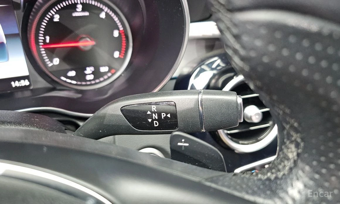 Mercedes-Benz C 220, снимка 9 - Автомобили и джипове - 55402278