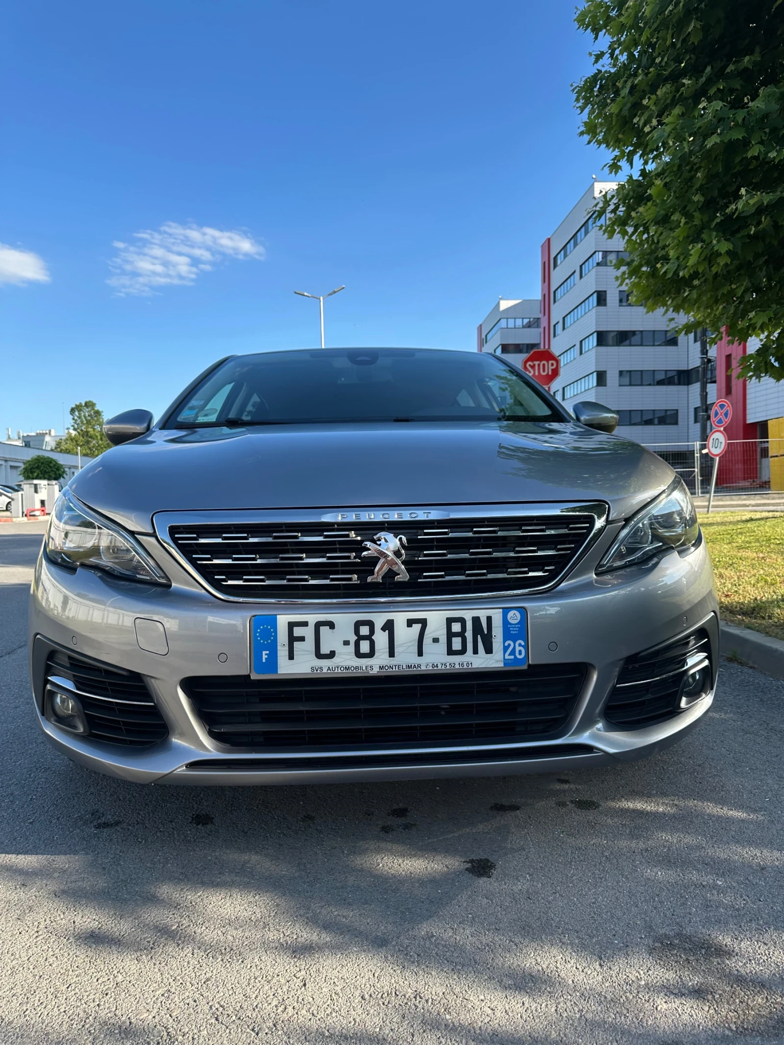 Peugeot 308 1.5 Дизел 8 СКОРОСТИ , снимка 4 - Автомобили и джипове - 55591473