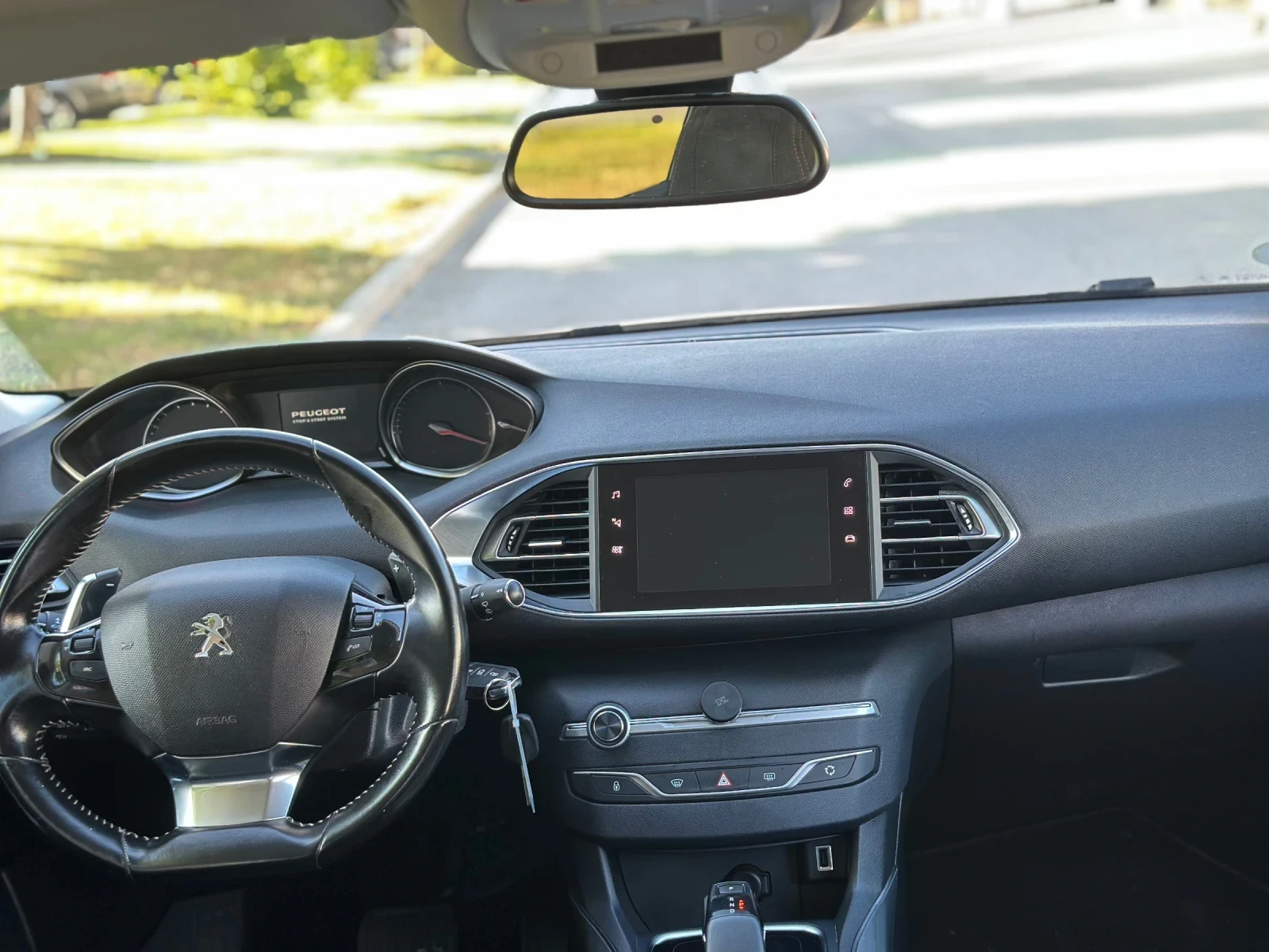 Peugeot 308 1.5 Дизел 8 СКОРОСТИ , снимка 10 - Автомобили и джипове - 55591473