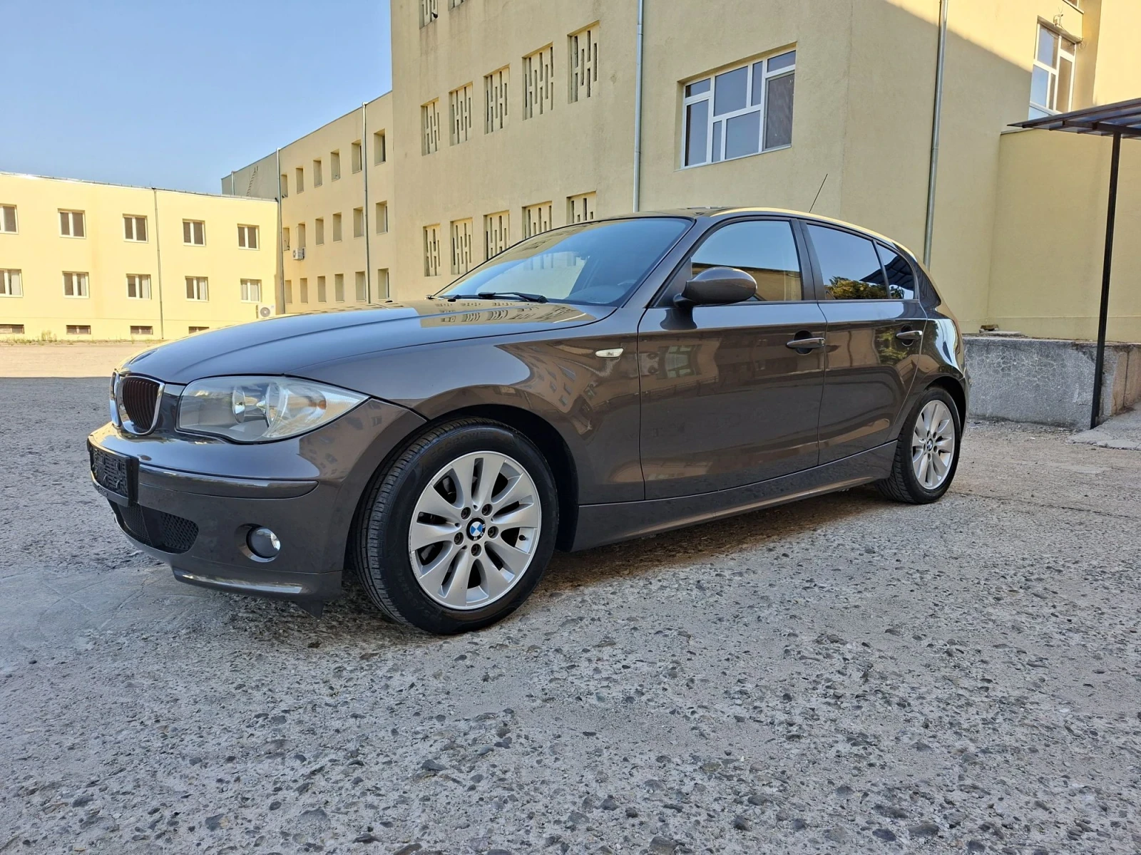 BMW 120 Бмв 120Д, снимка 5 - Автомобили и джипове - 55930467