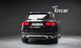 Mercedes-Benz GLC 300 4MATIC / DIGITAL / DISTRONIC / PANO / HUD / ЛИЗИНГ, снимка 4