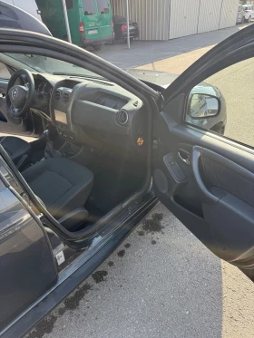 Обява за продажба на Dacia Duster 1.6i газ ~15 000 лв. - изображение 7 | Auto.bg Обява за продажба на Dacia Duster 1.6i газ ~15 000 лв. - изображение 7