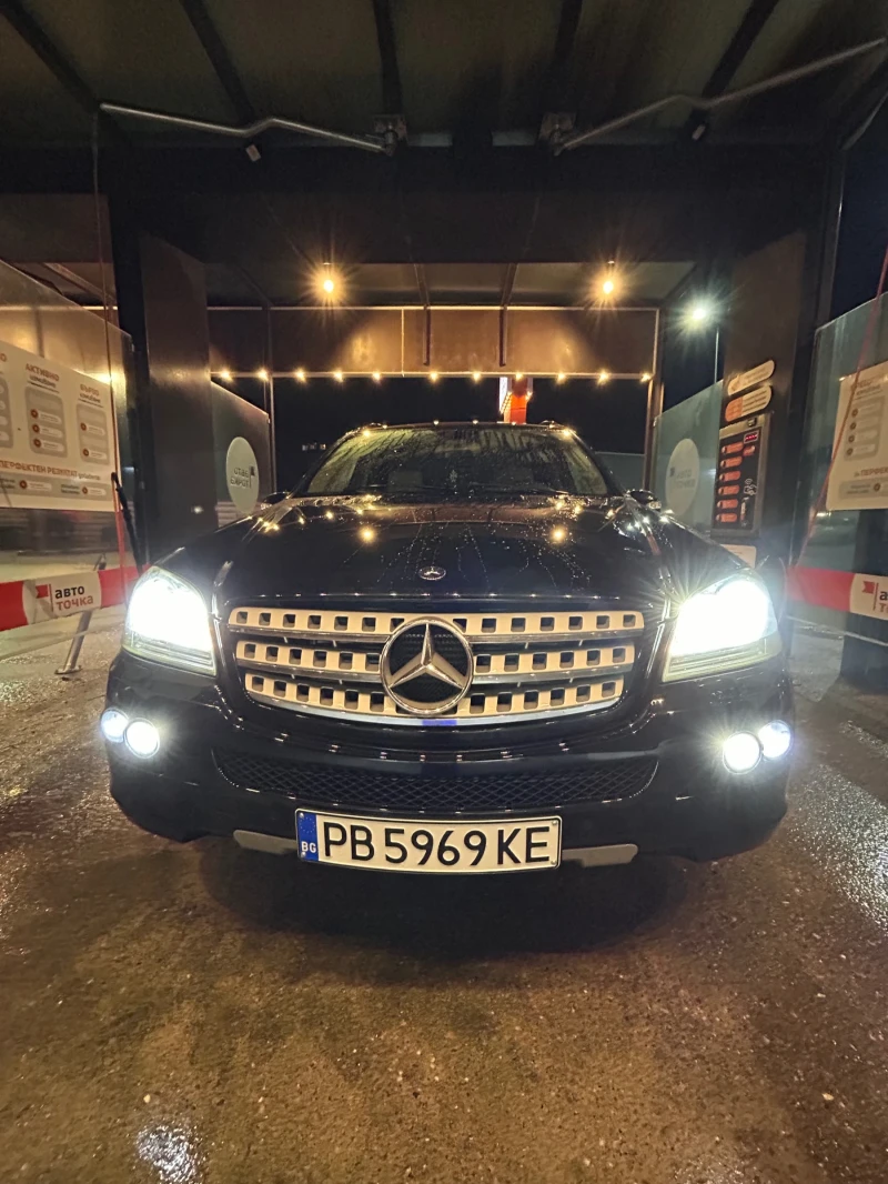 Mercedes-Benz ML 320, снимка 1 - Автомобили и джипове - 47754957