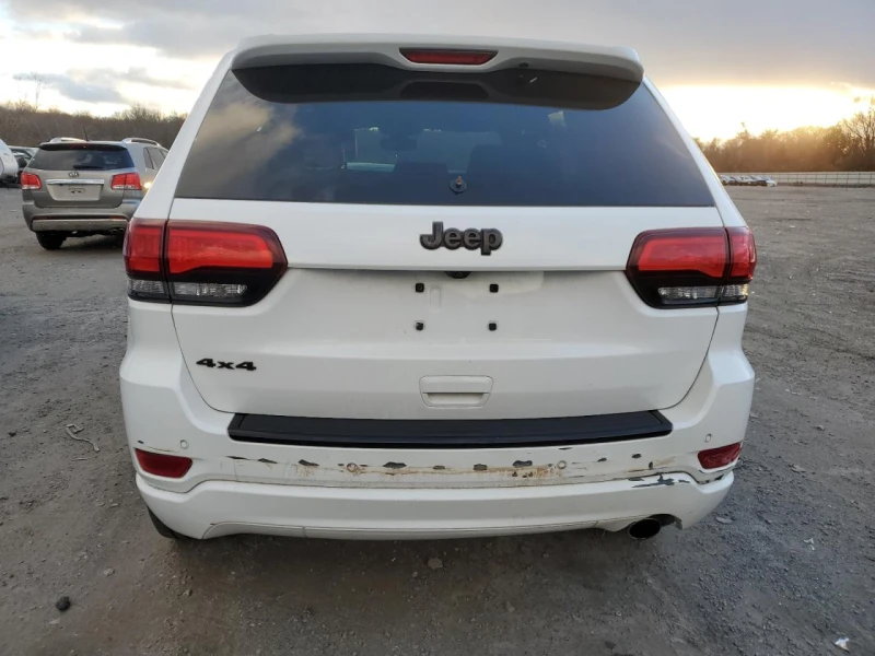 Jeep Grand cherokee LAREDO ALTITUDE 4x4 КАМЕРА* TRACKER SYSTEM* , снимка 6 - Автомобили и джипове - 48705762