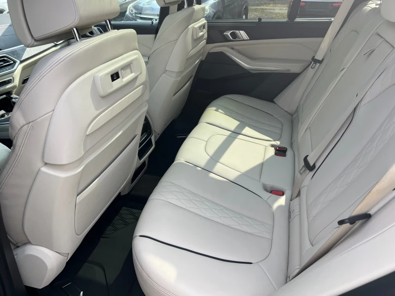 BMW X5 , M50d/400HP ПЪЛЕН М ПАКЕТ, ПАНОРАМА, ШВЕЙЦАРИЯ, снимка 9 - Автомобили и джипове - 50619398