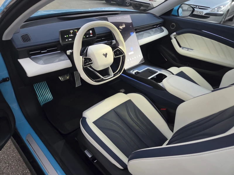 Други Друг NETA GT-4D MUSIC COCKPIT-HOB!!!, снимка 10 - Автомобили и джипове - 52755754