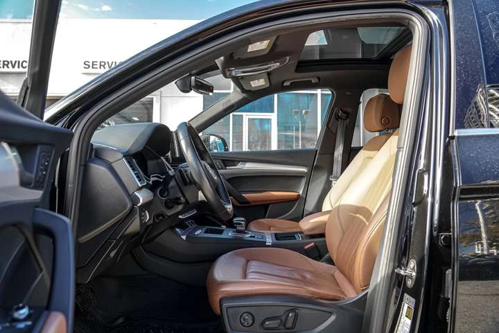 Audi Q5 Technik 45 TFSI quattro, снимка 10 - Автомобили и джипове - 53467763