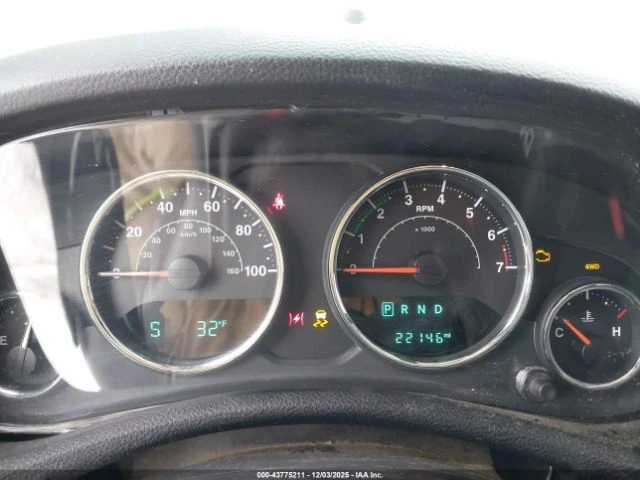 Jeep Wrangler JK SPORT 4X4, снимка 12 - Автомобили и джипове - 53712454