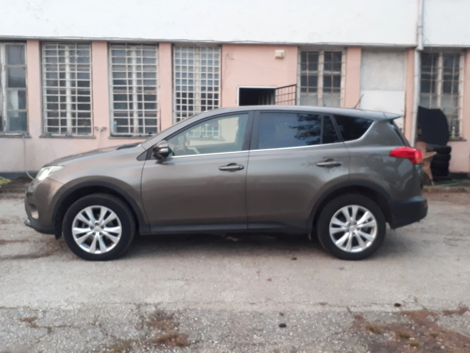 Toyota Rav4 2.2   150к.с. - изображение 3