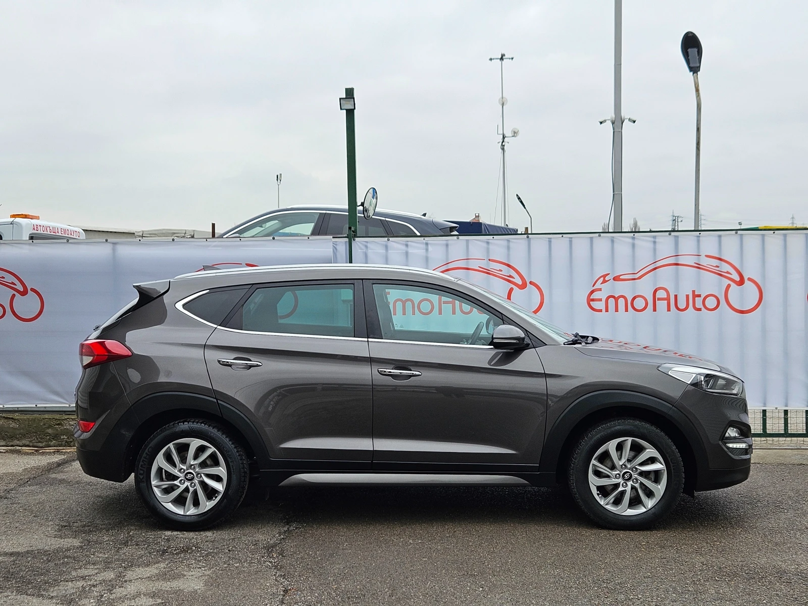 Hyundai Tucson 1.7CRDI/116k.c/ACC/LED/NAVI/БЛУТУТ/EURO 6B/ТОП - изображение 2