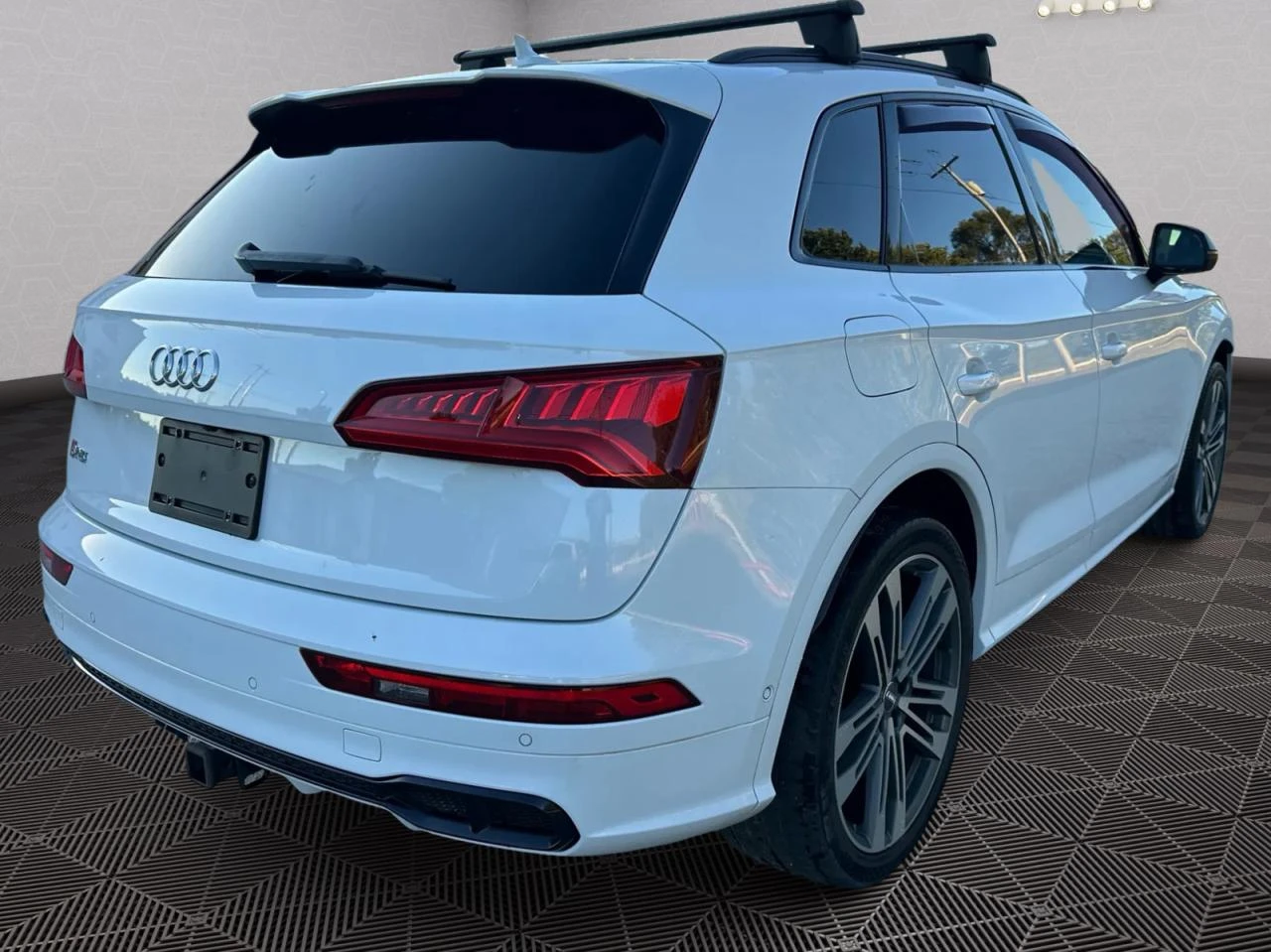 Audi SQ5 * PRESTIGE* VIRTUAL* QUATTRO* ПЕРФЕКТНА*  - изображение 4