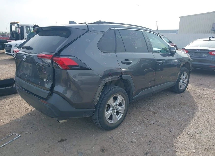 Toyota Rav4  - изображение 4