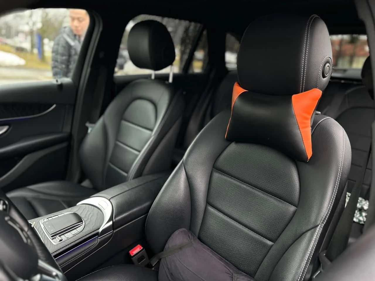 Mercedes-Benz GLC 300 * CARFAX * Дистроник* 360 Камери* , снимка 15 - Автомобили и джипове - 53827651