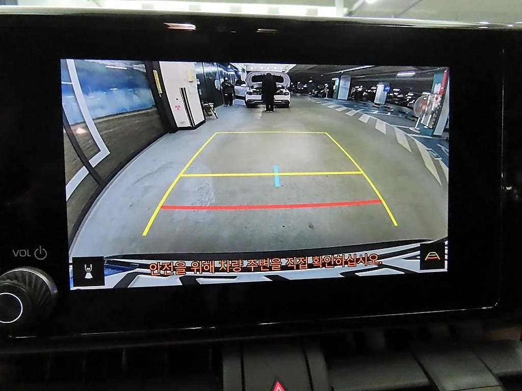 Toyota Rav4 * XLE* HYBRID* AWD* DIS* BLIND* SPOT* LANE* ASSIST, снимка 14 - Автомобили и джипове - 54700621