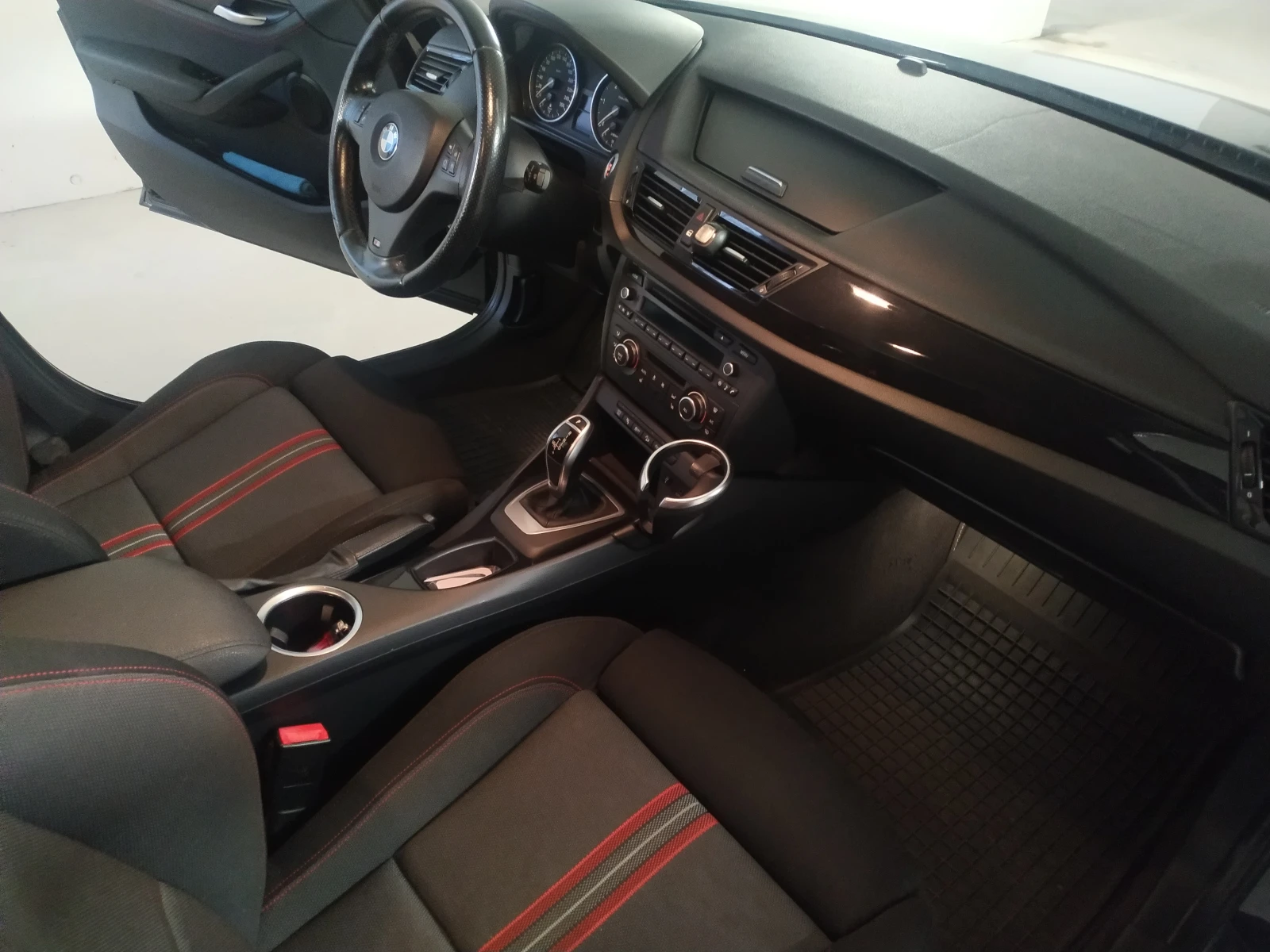 BMW X1 4x4, снимка 12 - Автомобили и джипове - 54722715