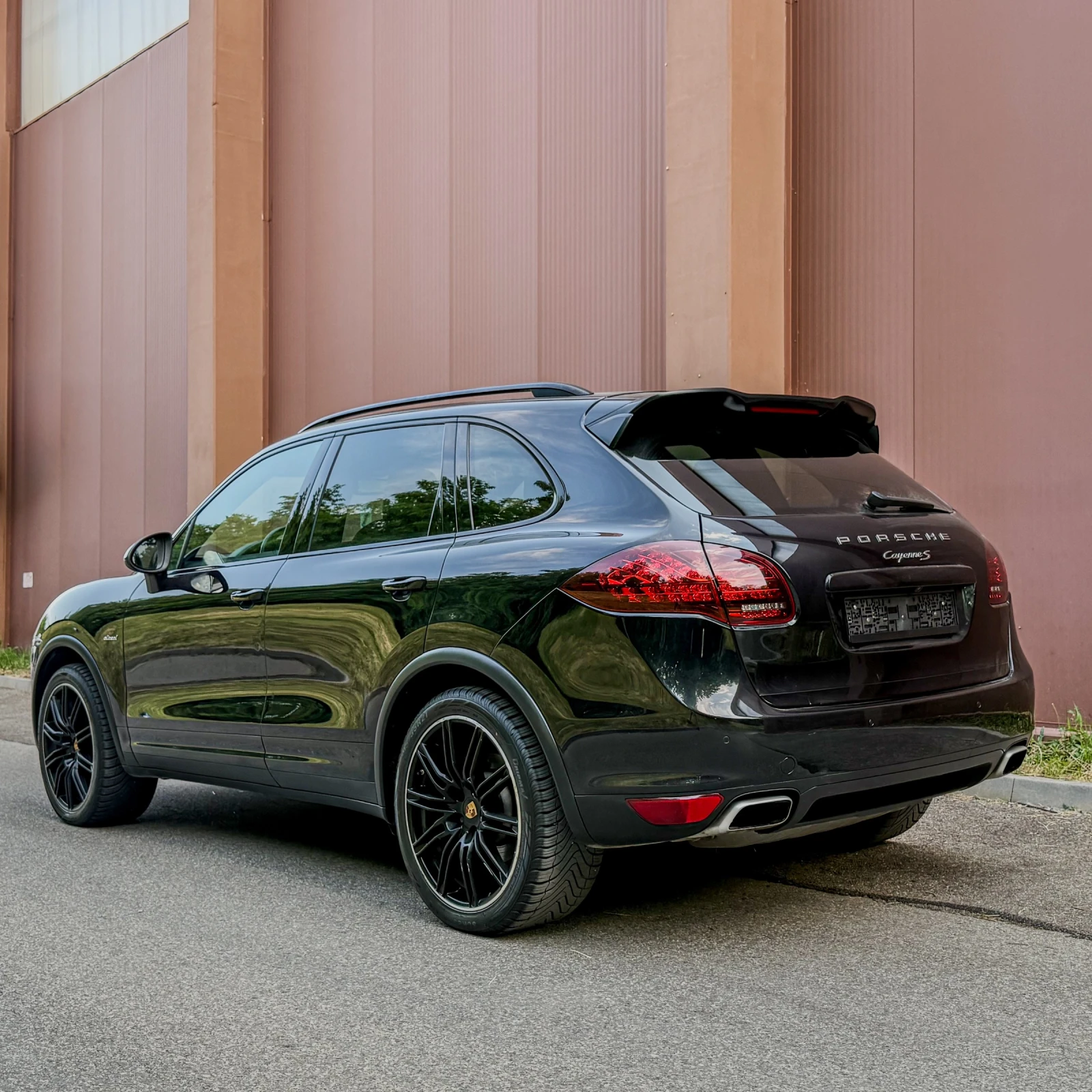Porsche Cayenne 4.2D 382k.c !6 МЕСЕЦА ГАРАНЦИЯ ИЛИ 5000КМ!ГЕРМАНИЯ, снимка 2 - Автомобили и джипове - 54867233