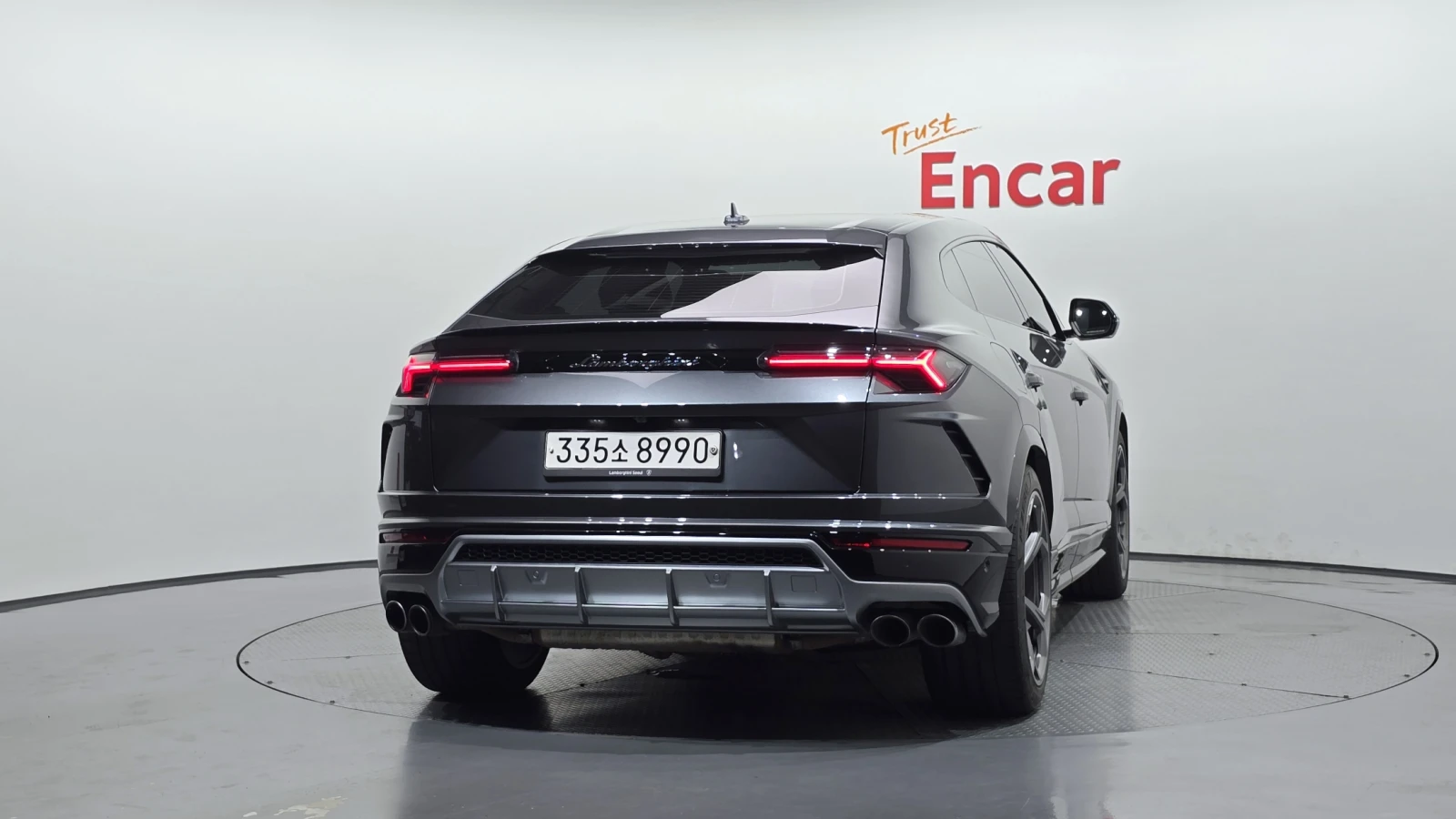 Lamborghini Urus BLIND SPOT* SOFT CLOSE* ЕЛ. БАГАЖНИК* КРАЙНА ЦЕНА, снимка 4 - Автомобили и джипове - 55336492