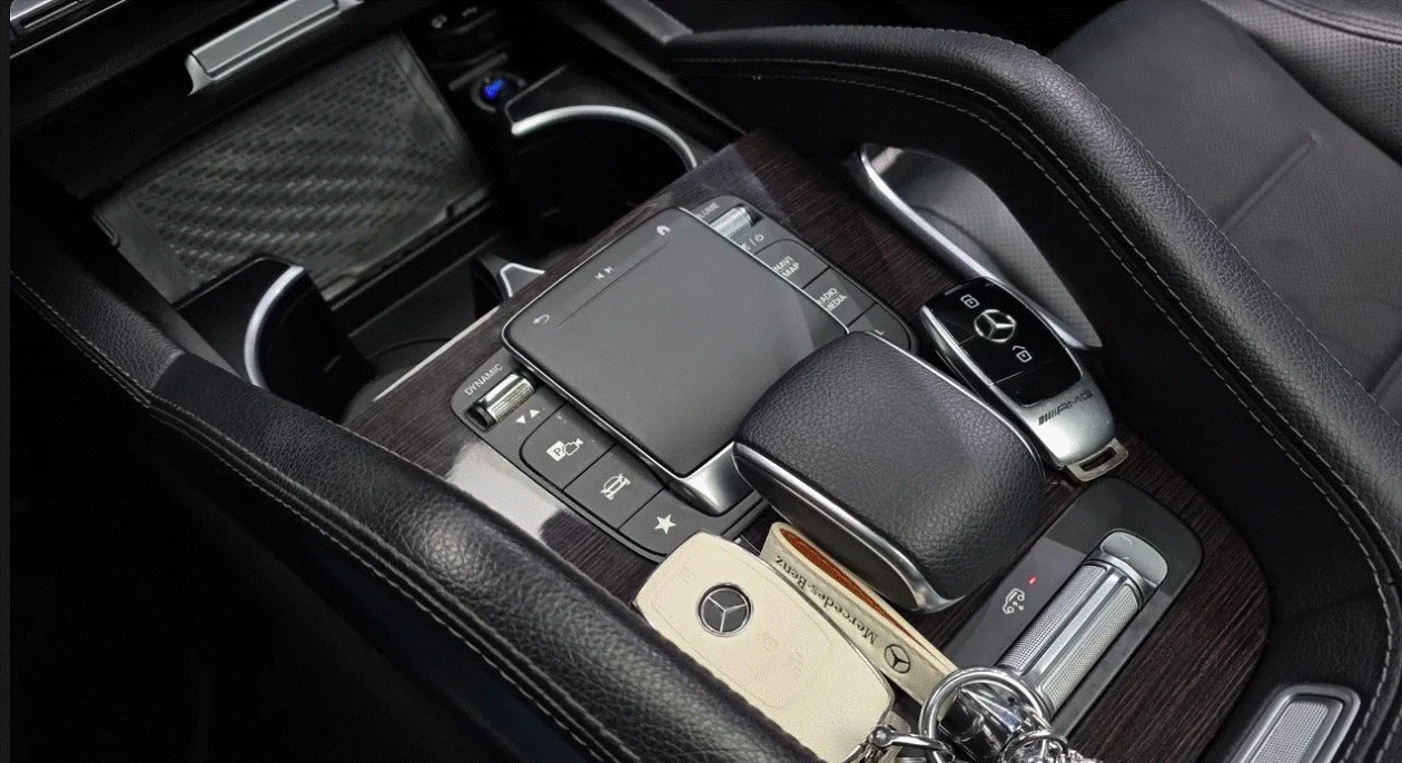 Mercedes-Benz GLE 400 D/COUPE/AMG/360CAMERA/ПАНОРАМА/, снимка 11 - Автомобили и джипове - 55584083