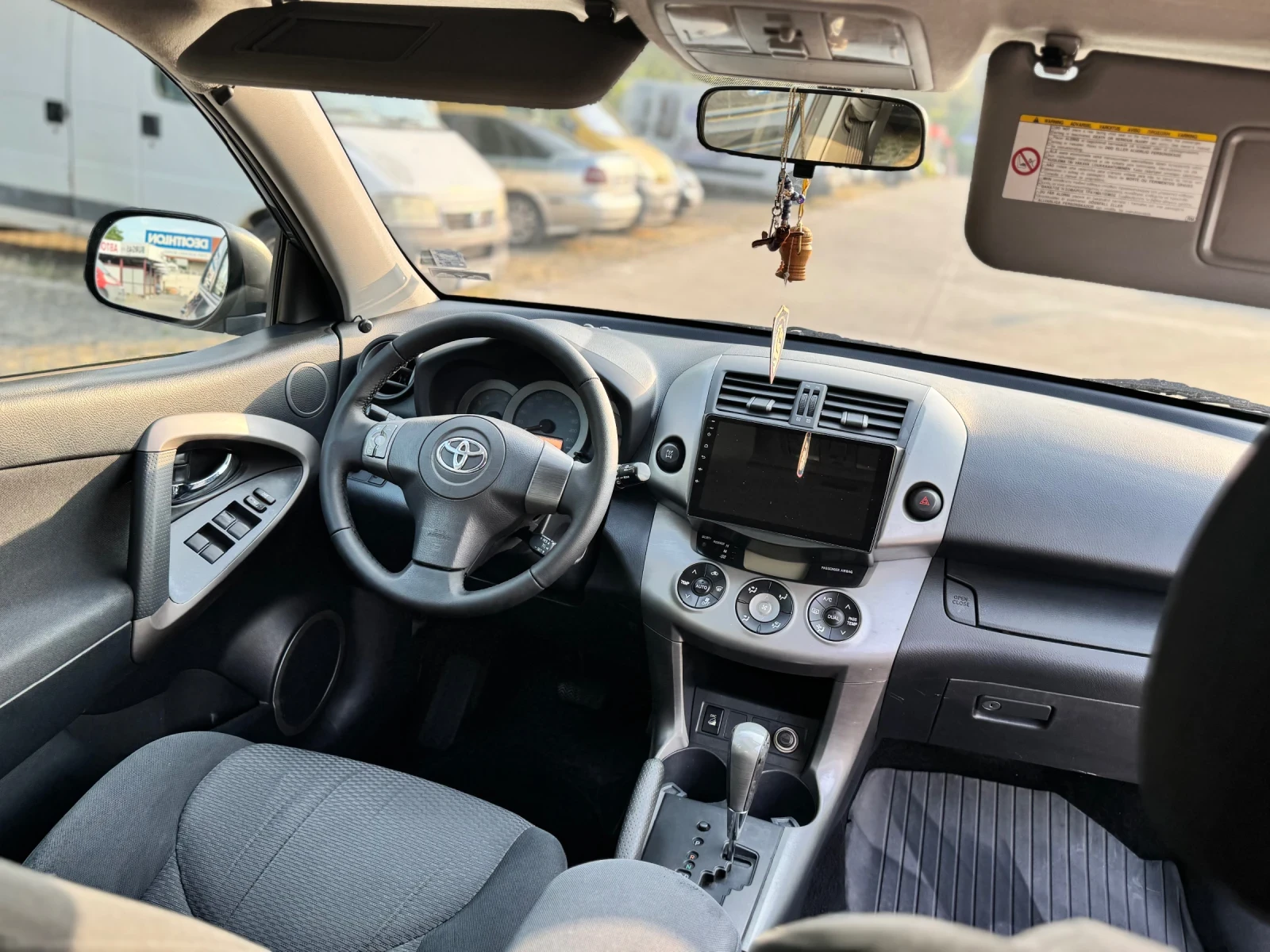 Toyota Rav4, снимка 4 - Автомобили и джипове - 55589119