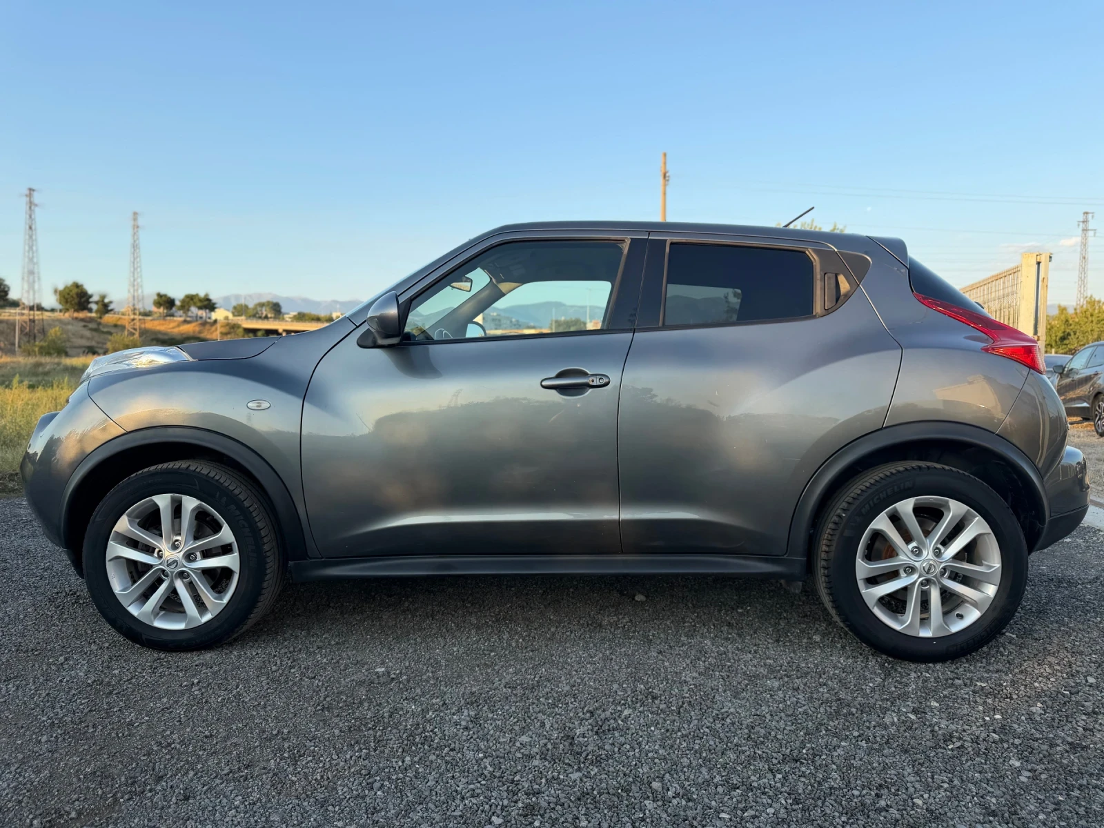 Nissan Juke 1.6i tekna/лизинг/top, снимка 3 - Автомобили и джипове - 56325680