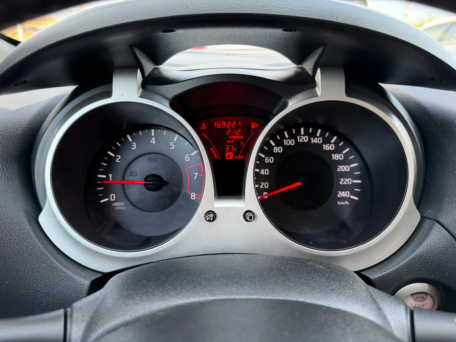 Nissan Juke 1.6i tekna/лизинг/top, снимка 10 - Автомобили и джипове - 56325680