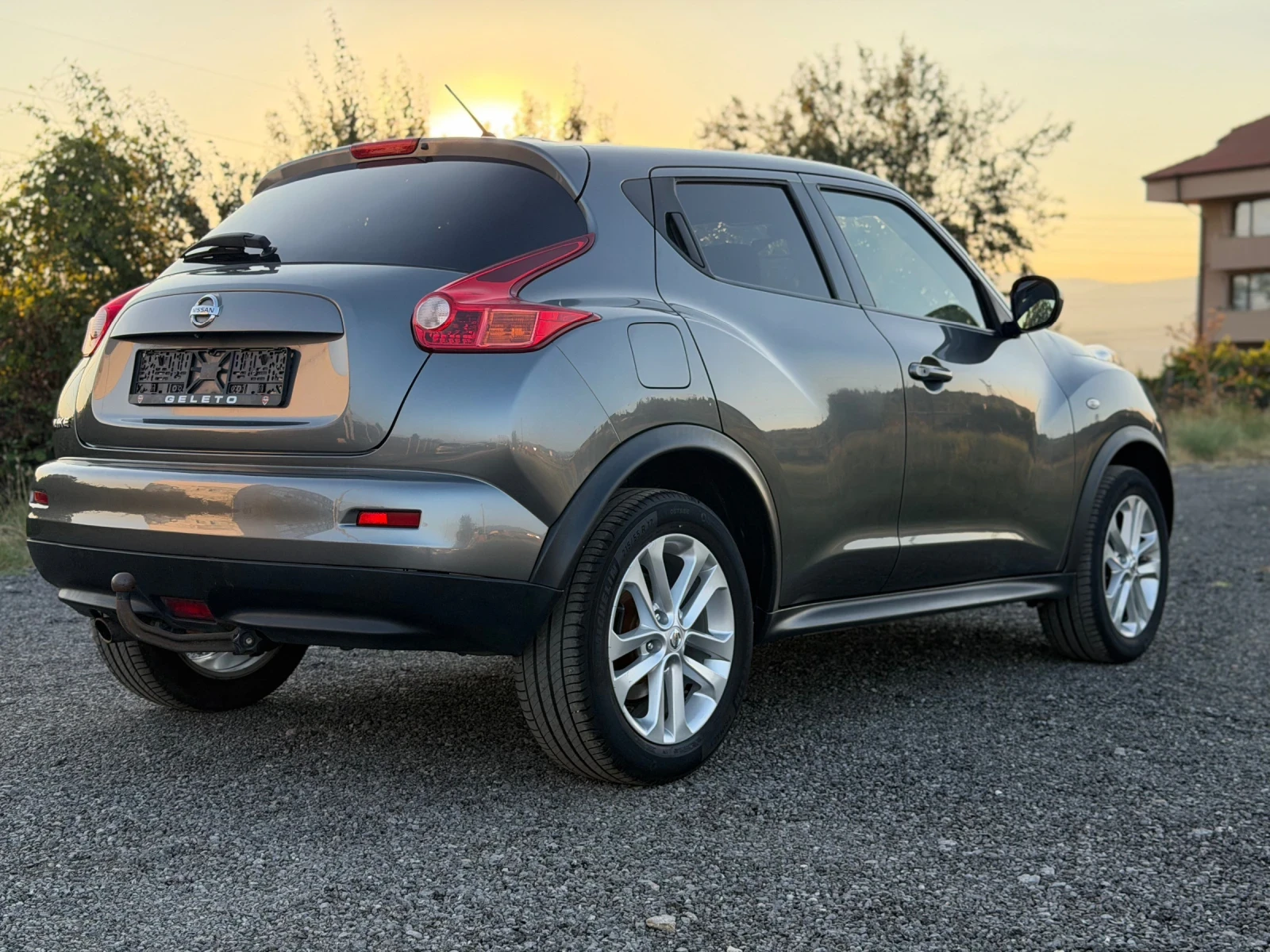 Nissan Juke 1.6i tekna/лизинг/top, снимка 6 - Автомобили и джипове - 56325680