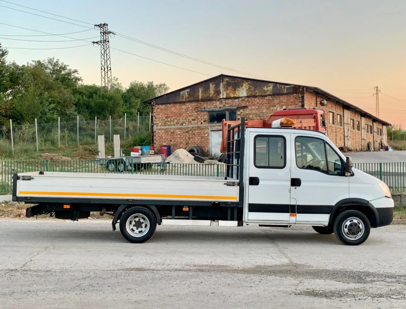 Iveco Daily 3.0* SUPER MAXIII 4.20м.* КЛИМАТИК* ФУЛ ЕКСТРИ, снимка 6 - Бусове и автобуси - 48239664